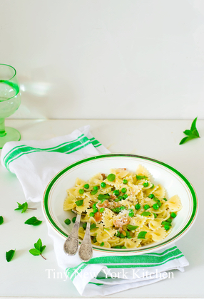 Farfalle With Peas