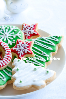 Sugar Cookies With Buttercream Frosting
