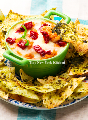 Pizza Dip With Pesto Chips