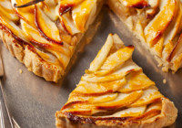 Apple Tart With Apricot Glaze