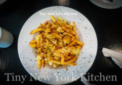 Breakfast Poutine