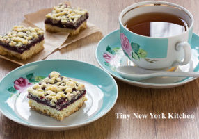Fruit Filled Oatmeal Bars
