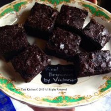 Blue Ribbon Root Beer Brownies