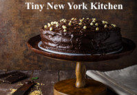 Old Fashioned Yellow Cake With Chocolate Buttercream Frosting