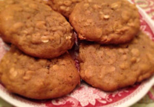 Cinnamon Oatmeal Cookies
