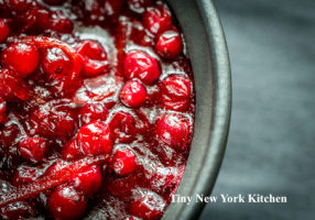 Traditional Cranberry Sauce