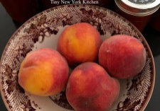 Georgia Ginger Peach Cobbler