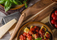 Gnocchi With Roasted Pepper Sauce