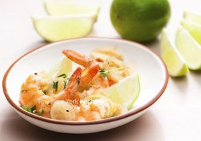 Grilled Jumbo Prawns In Tequila Sauce