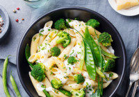 Penne With Garlic Broccoli