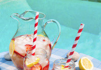 Boozy Strawberry Lemonade