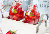 Strawberry Ginger Lemonade